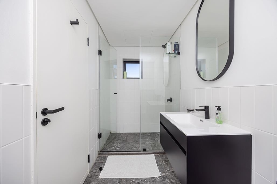 2 Bedroom Property for Sale in Sea Point Western Cape